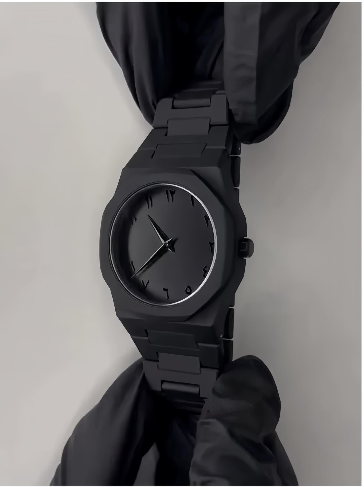 Arabic Aura Fiber Watch – Lightweight 44g Elegant Design